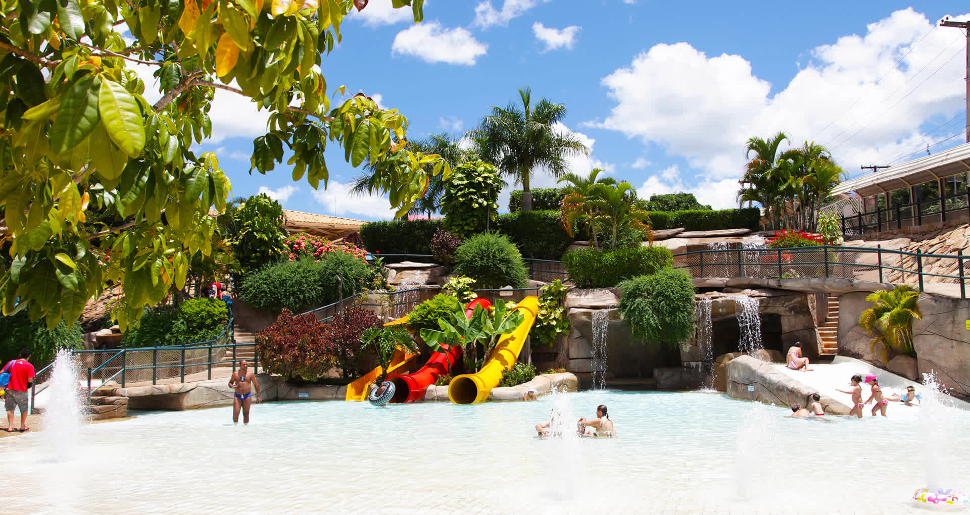 Conheça o diRoma Acqua Park em Caldas Novas