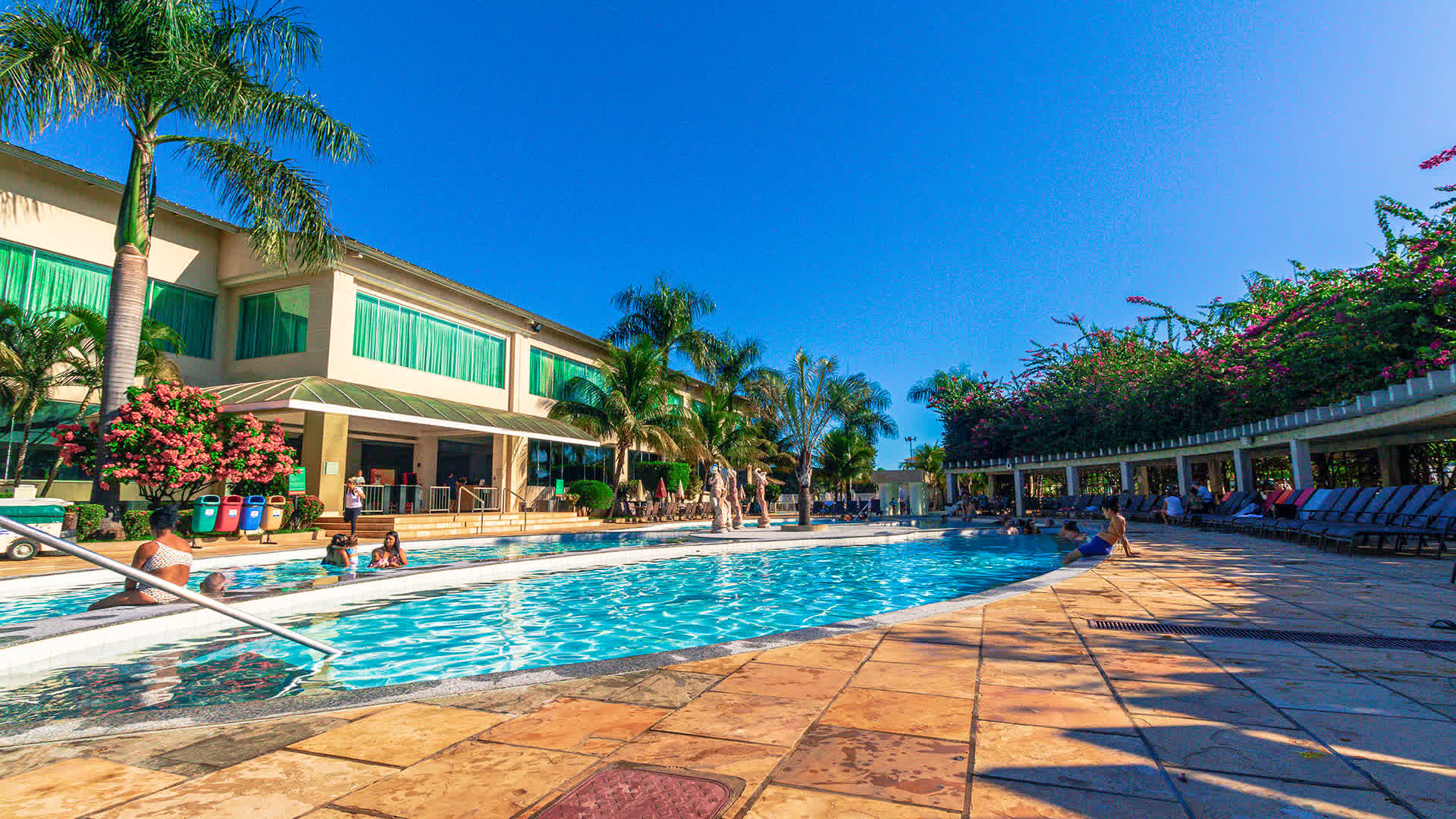 Hospedagem Verão Sertanejo Lacqua diRoma em Caldas Novas