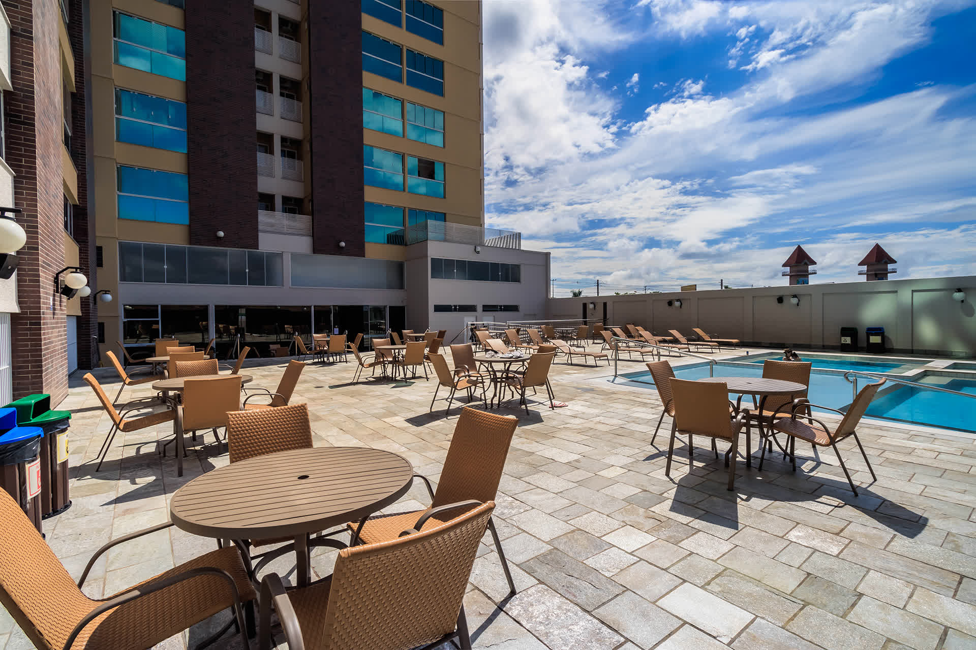 Hospedagem Verão Sertanejo Piazza diRoma em Caldas Novas